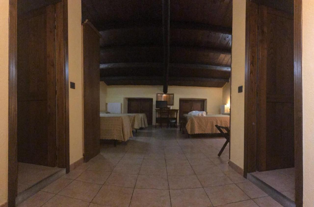 Отель La Locanda Di San Francesco Виджанелло Экстерьер фото
